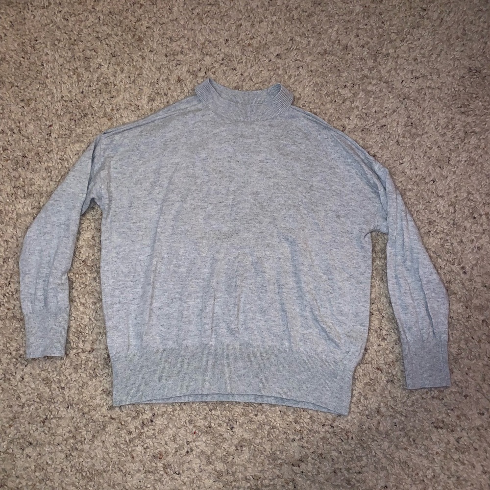 Topshop gray cold-shoulder top - Picture 3 of 6